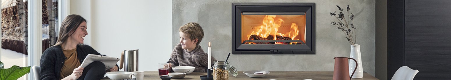 Hout voegt woonkamer vrouw in