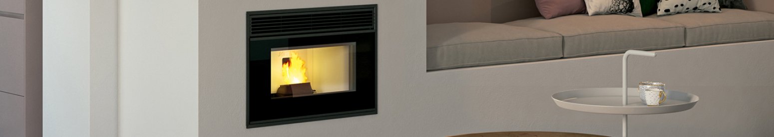 Pellet oven witte muur