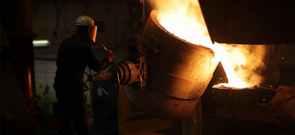 Jøtul man in fabriek