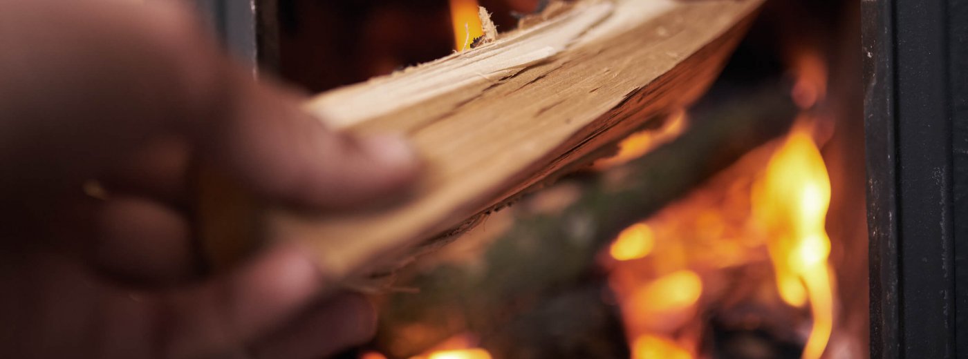 Handbevestiging aan de open haard 